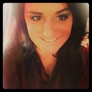 Meet your Posher, Leah